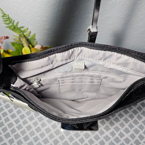 BAGGALLINI Black Leopard Print Snap It Crossbody Bag MM – NWT - Picture 13 of 14